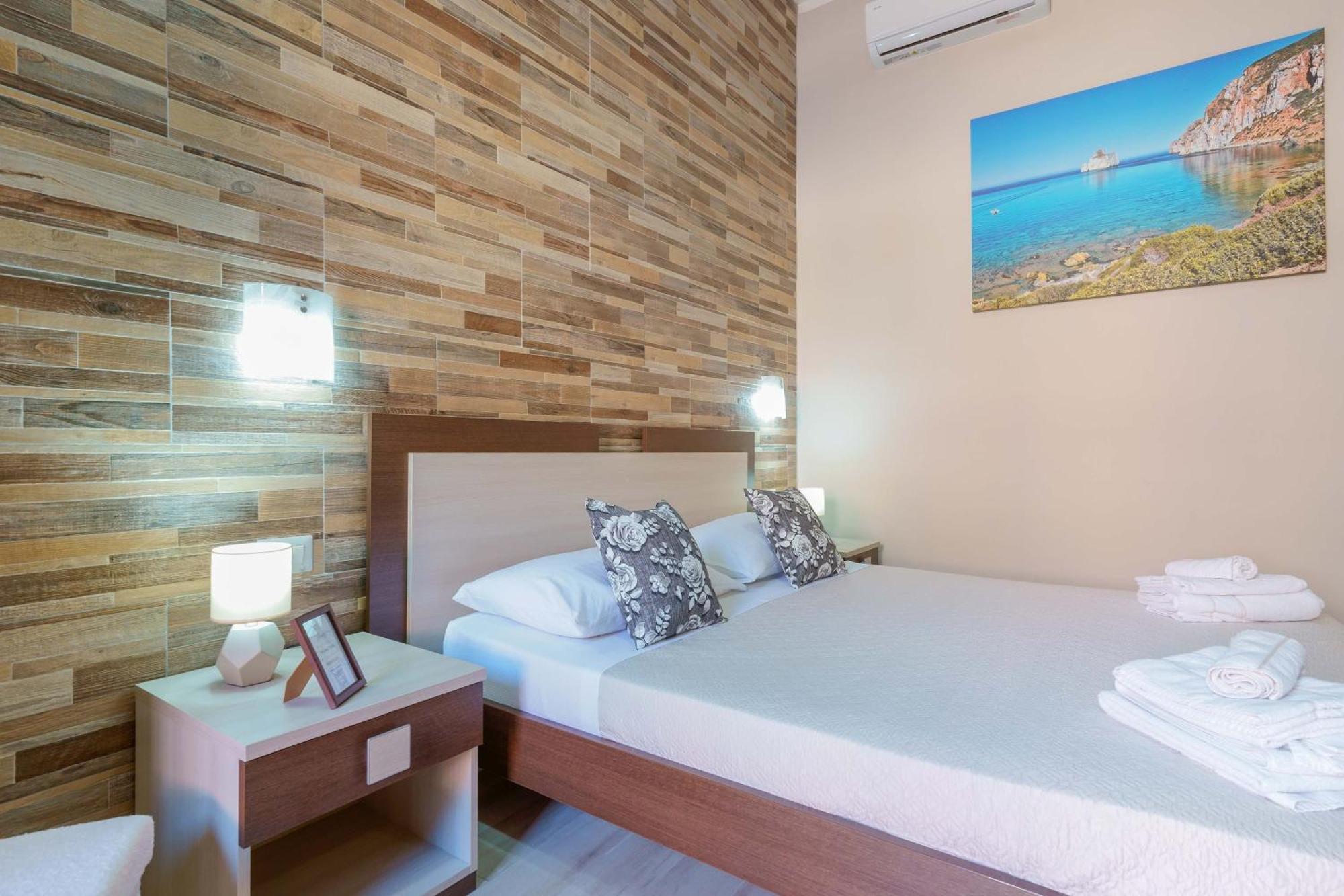 Domos La Corte Ghibellina Guest house Iglesias