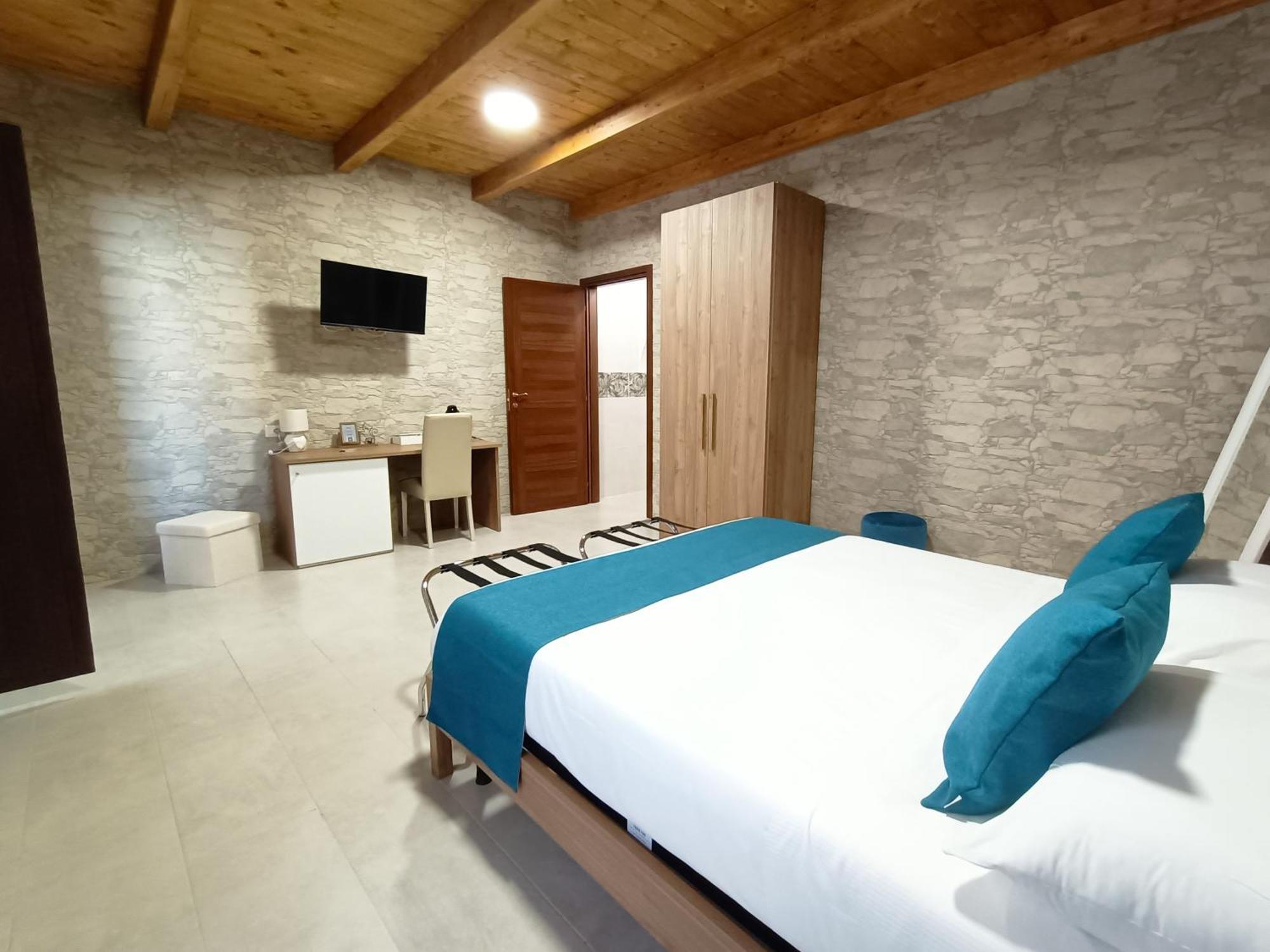 Domos La Corte Ghibellina Guest house Iglesias