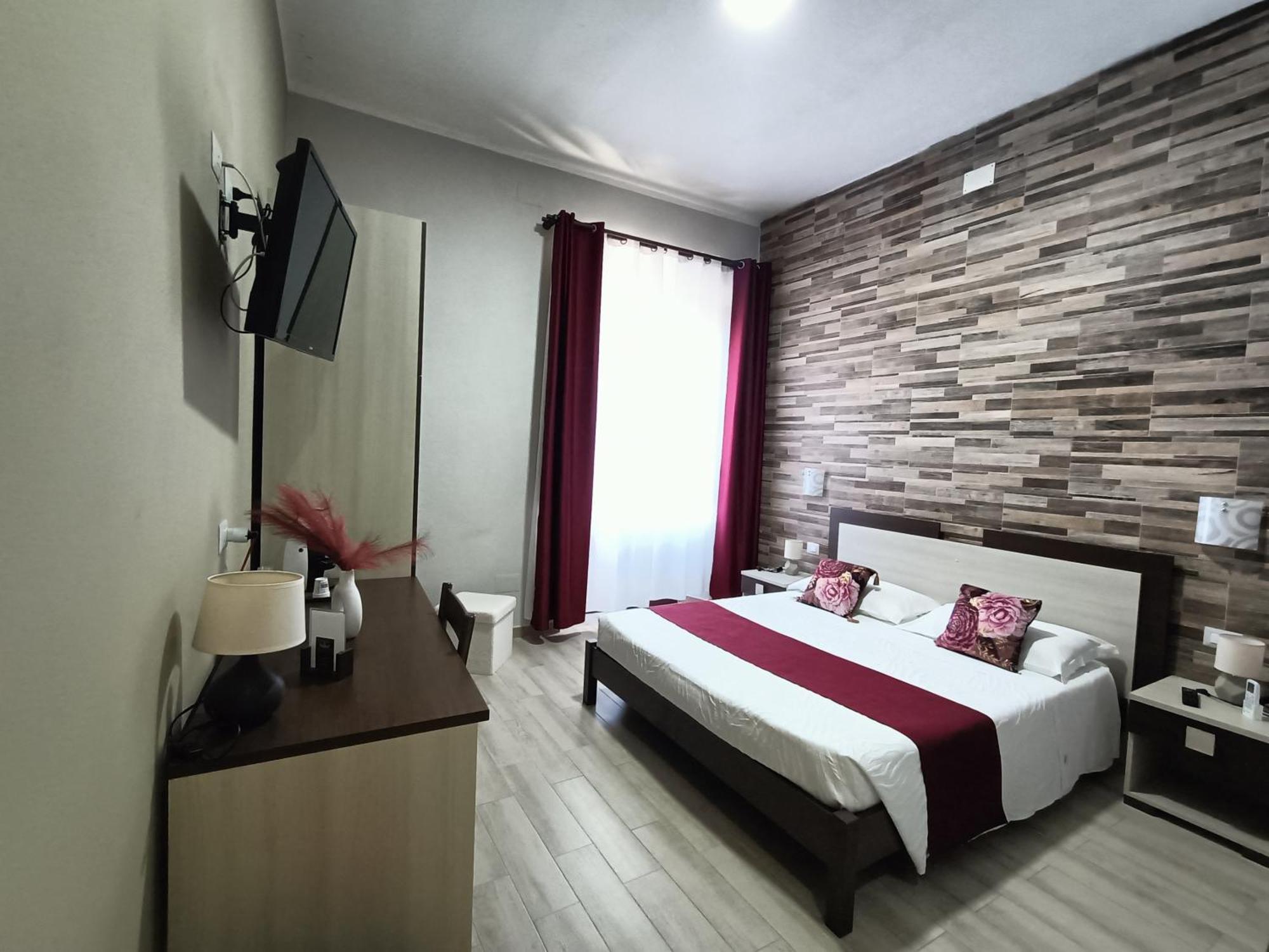 Domos La Corte Ghibellina Guest house